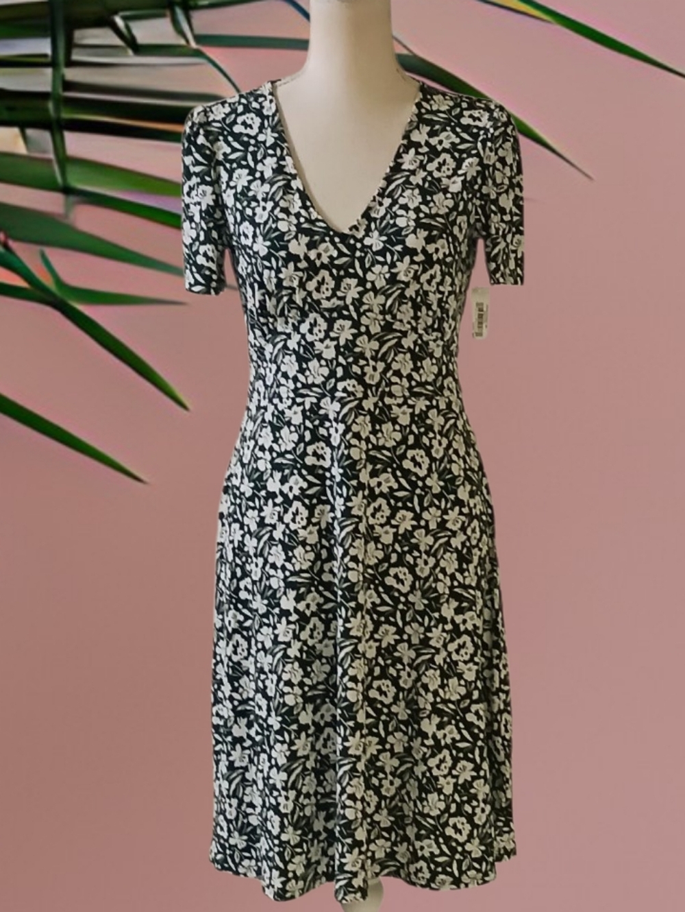 Amazon Essentials Green & White Floral Midi Dress Women's Small